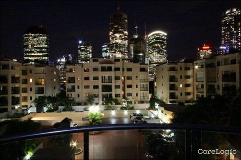 Property photo of 33/165 Main Street Kangaroo Point QLD 4169