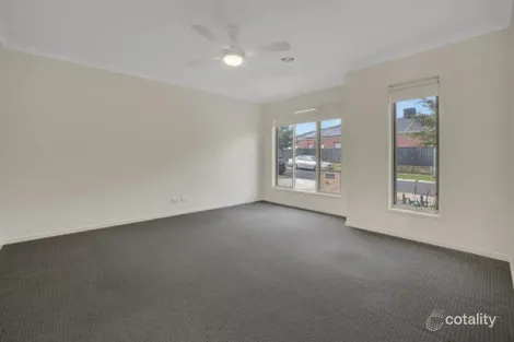 Property photo of 44 Firecrest Road Manor Lakes VIC 3024