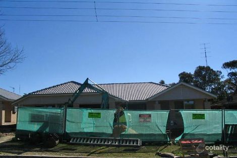 Property photo of 8 Carr Parade Unanderra NSW 2526