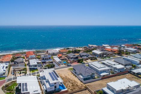 Property photo of 6 Leach Street Marmion WA 6020