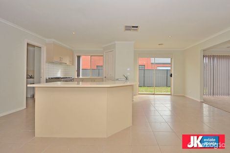 Property photo of 12 Mockingbird Street Tarneit VIC 3029