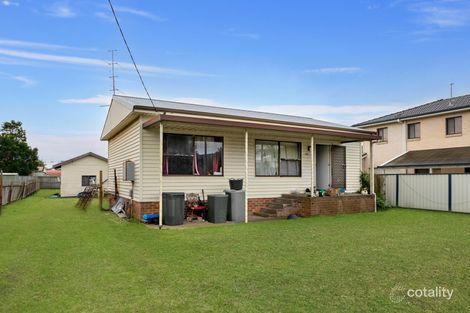 Property photo of 143 Ocean Parade Blue Bay NSW 2261