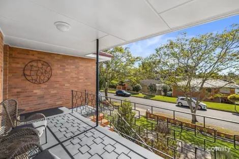 Property photo of 38 Pacific Street Chermside West QLD 4032