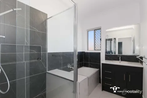 Property photo of 9 Florida Crescent Spring Mountain QLD 4300