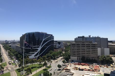 Property photo of 1403/151 Berkeley Street Melbourne VIC 3000