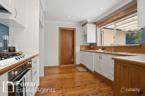 Property photo of 13 Burreburry Crescent Orange NSW 2800