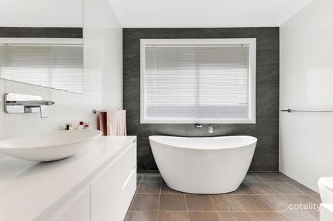 Property photo of 19 Highbrook Place Castle Hill NSW 2154