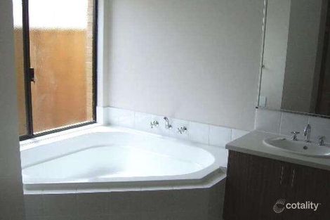 Property photo of 4 Adriana Way Halls Head WA 6210
