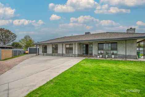 483 Donald Ct, Lavington, NSW 2641