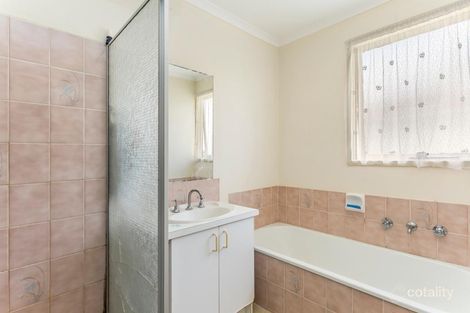 Property photo of 58 Willow Drive Hampton Park VIC 3976