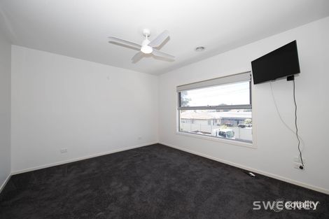 Property photo of 41 Heather Avenue Brooklyn VIC 3012