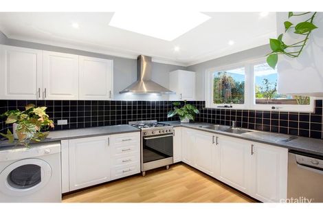 Property photo of 71 McIntosh Road Narraweena NSW 2099