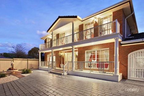 Property photo of 4 Seaton Place Rowville VIC 3178