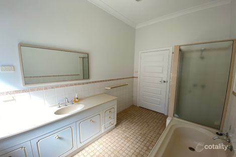 Property photo of 32 High Street Parkes NSW 2870