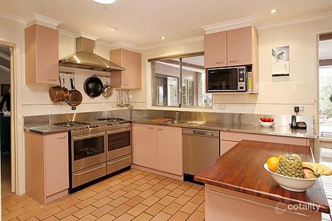 Property photo of 2 Frayne Place Stirling ACT 2611