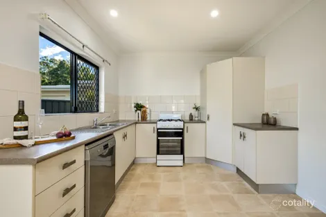Property photo of 8 Viola Close Bayview Heights QLD 4868