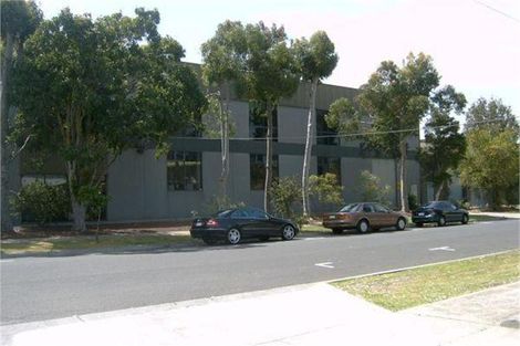 30-34 Temple Dr, Thomastown, VIC 3074