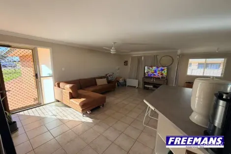 Property photo of 76 Windsor Circle Kingaroy QLD 4610