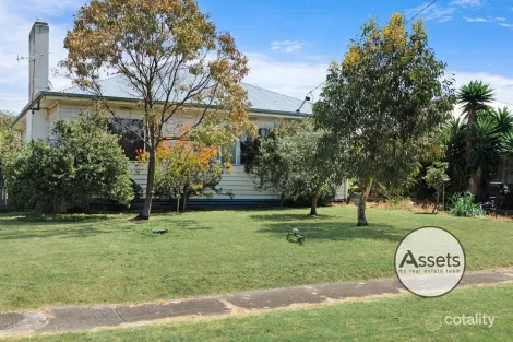 33 Bade Ave, Portland, VIC 3305