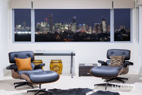 Property photo of 55 Hebe Street Bardon QLD 4065