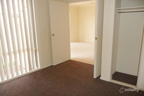 Property photo of 33 Hooker Road Werribee VIC 3030