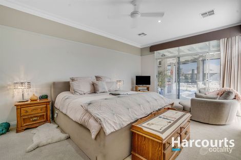 Property photo of 38 Erins Isle Dudley Park WA 6210