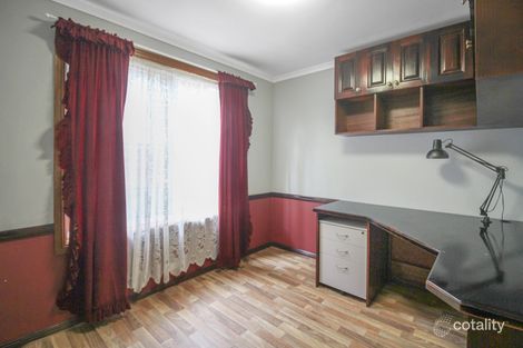 Property photo of 2 Yaldeeme Close Tuggerah NSW 2259