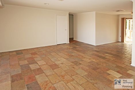 Property photo of 25 Hoysted Avenue Cranbourne North VIC 3977