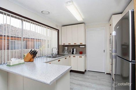 Property photo of 32 Tudor Road Sunshine North VIC 3020