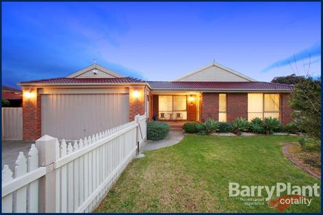 Property photo of 8 Trisha Drive Rowville VIC 3178