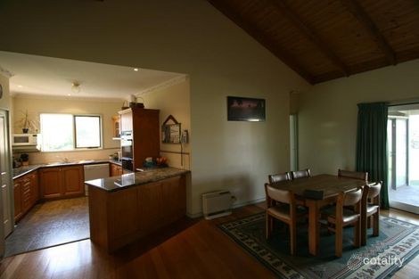 Property photo of 4 Tattersall Drive Kyneton VIC 3444