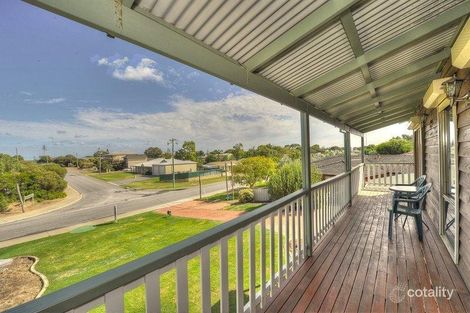 Property photo of 46 Challenger Road Madora Bay WA 6210