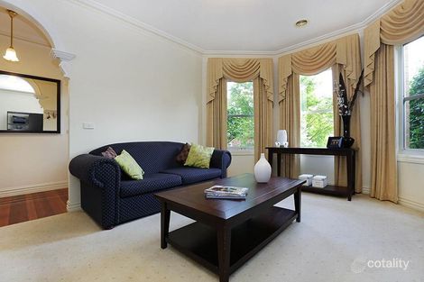Property photo of 13 Barnsdale Way Ringwood North VIC 3134