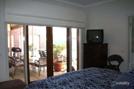 Property photo of 45 Lake Gardens Avenue Lake Gardens VIC 3355