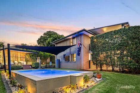 1 Marble Dr, Carrara, QLD 4211