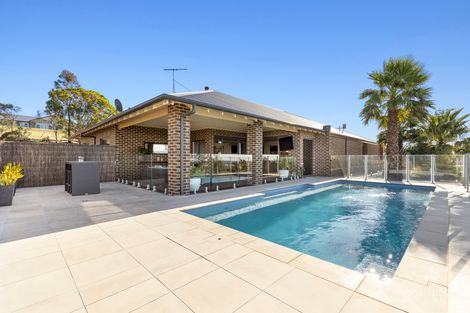 255 Tower Hill Dr, Lovely Banks, VIC 3213