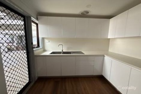 11 Glen Elgin Cres, Edensor Park, NSW 2176