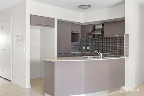 Property photo of 8/86 Brighton Road Sandgate QLD 4017