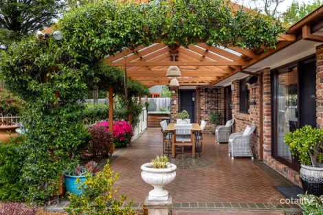 8 Mount Vista Cl, Berry, NSW 2535