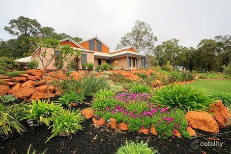 8 Cartland Ct, Bedfordale, WA 6112