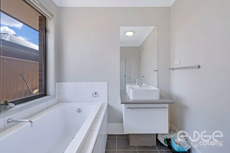 Property photo of 13 Davison Crescent Smithfield Plains SA 5114