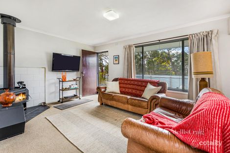 Property photo of 32 Lawrence Street Maldon VIC 3463