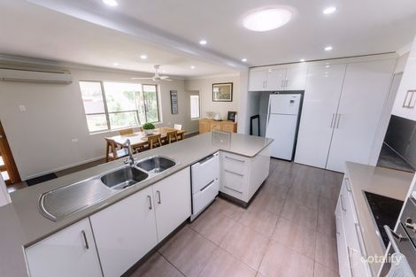 Property photo of 21 Miles Street Kepnock QLD 4670