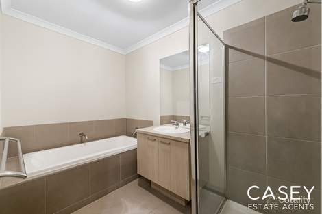 Property photo of 12 Burchill Avenue Cranbourne East VIC 3977