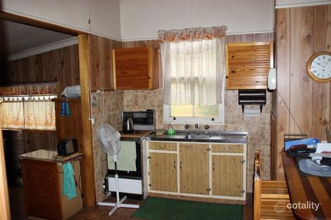 Property photo of 38 Castlereagh Avenue Binnaway NSW 2395