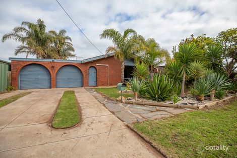 17 Schooner Rd, Seaford, SA 5169