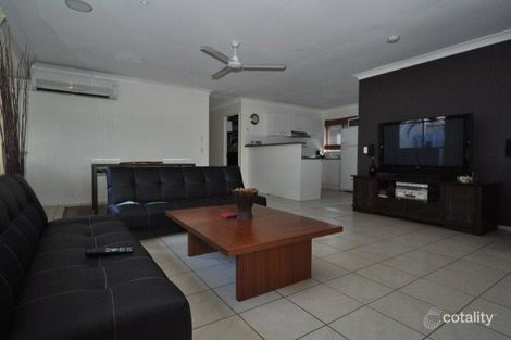 Property photo of 32 Serafina Drive Helensvale QLD 4212