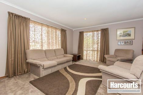 Property photo of 11 Jasmine Court Cranbourne North VIC 3977