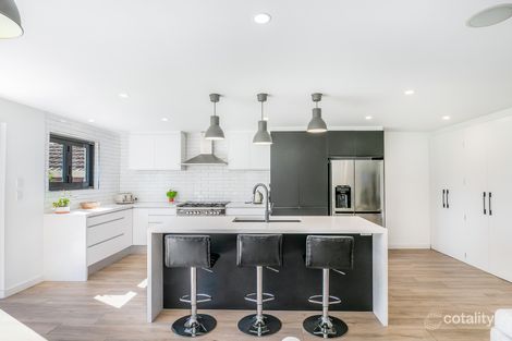 Property photo of 19 Vista Heights Road Miranda NSW 2228