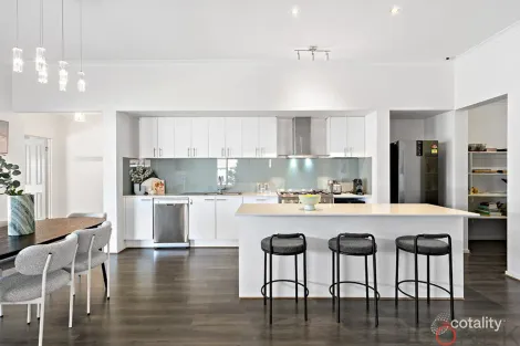 Property photo of 9 Lyca Terrace Lalor VIC 3075